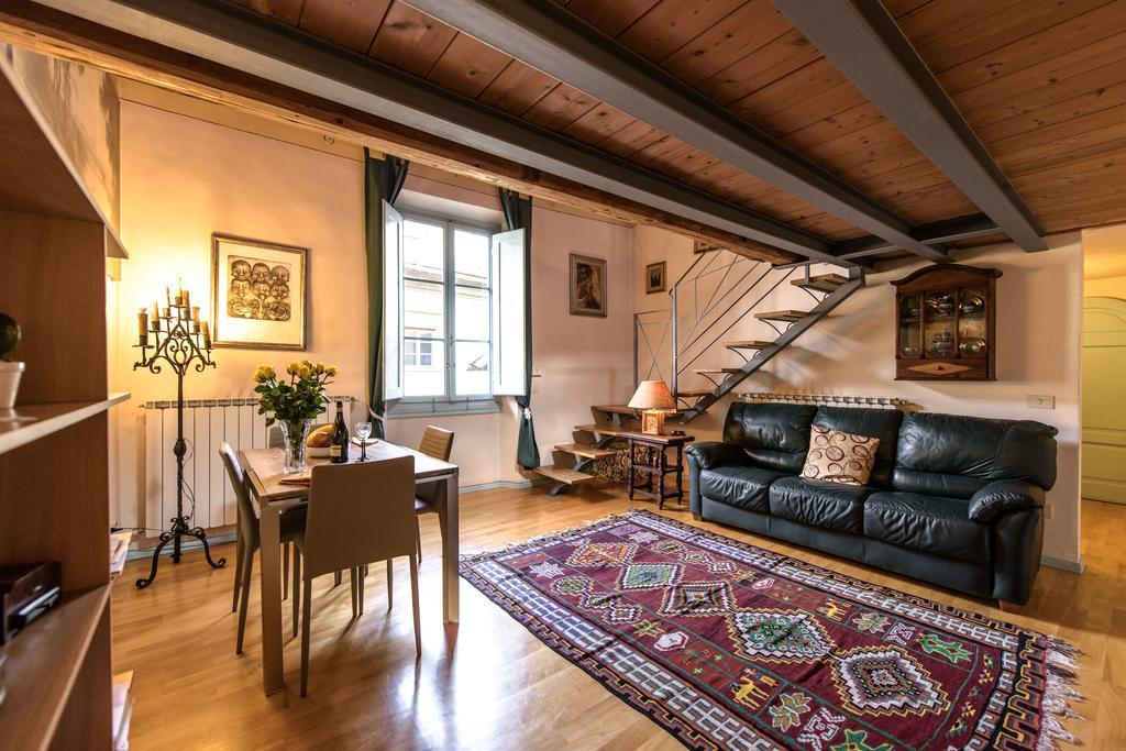 Loft Duomo With Lift In ฟลอเรนซ์ ภายนอก รูปภาพ